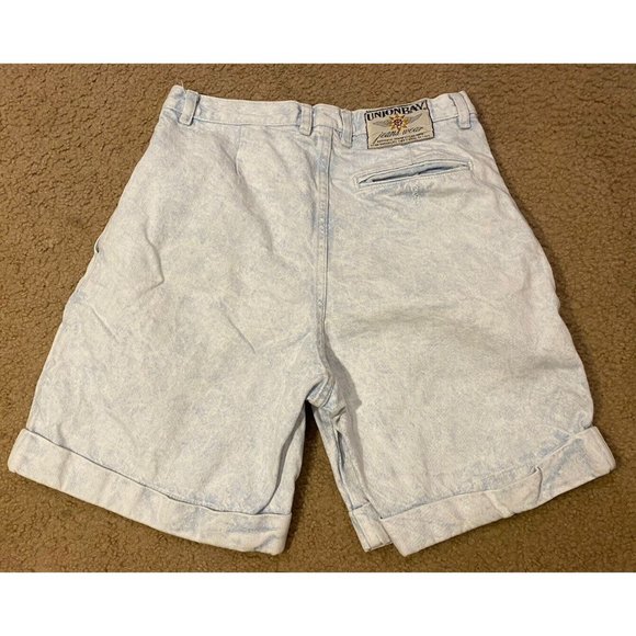 Vintage Unionbay Distressed Acid Wash Blue Denim Jean Shorts Size 31 8” Inseam - Picture 2 of 10
